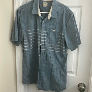 Men’s XL Vans button-up t shirt